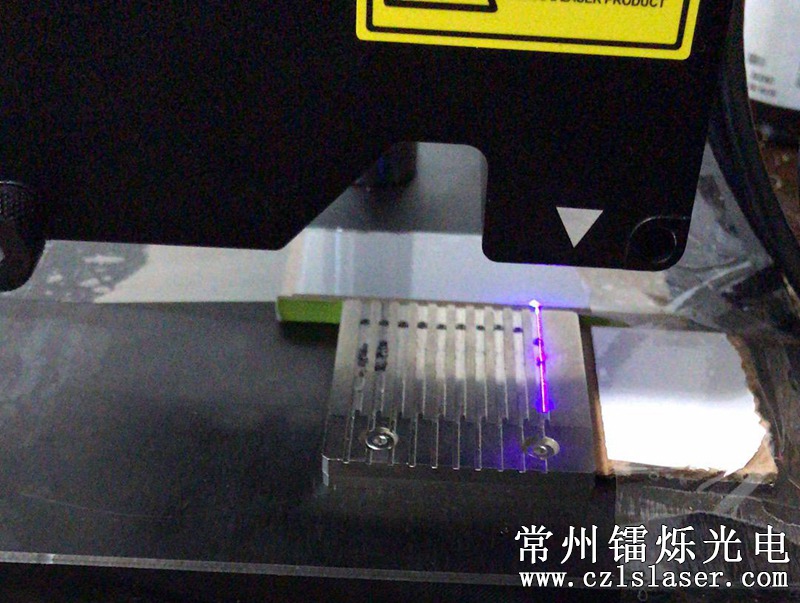 微小電子元件測試 微小電子元件測試