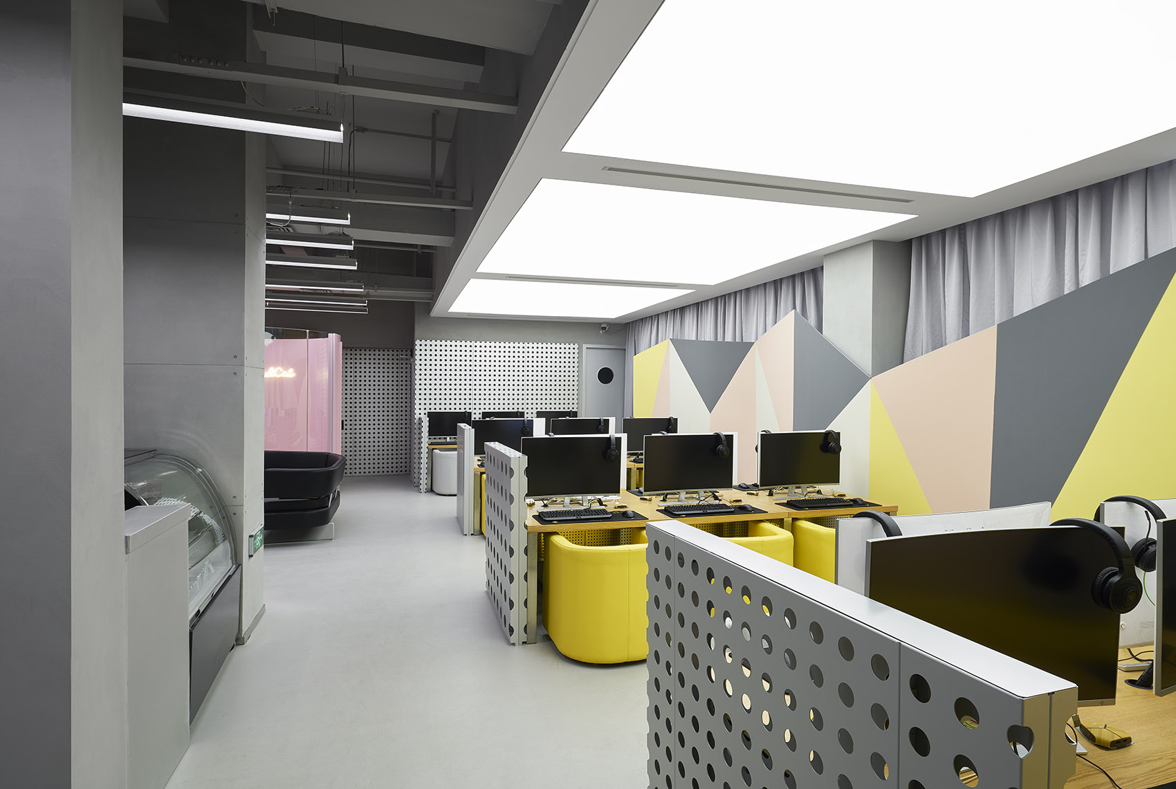 簡約時尚風格網吧裝修設計-第1張圖片-上海古都建筑設計集團